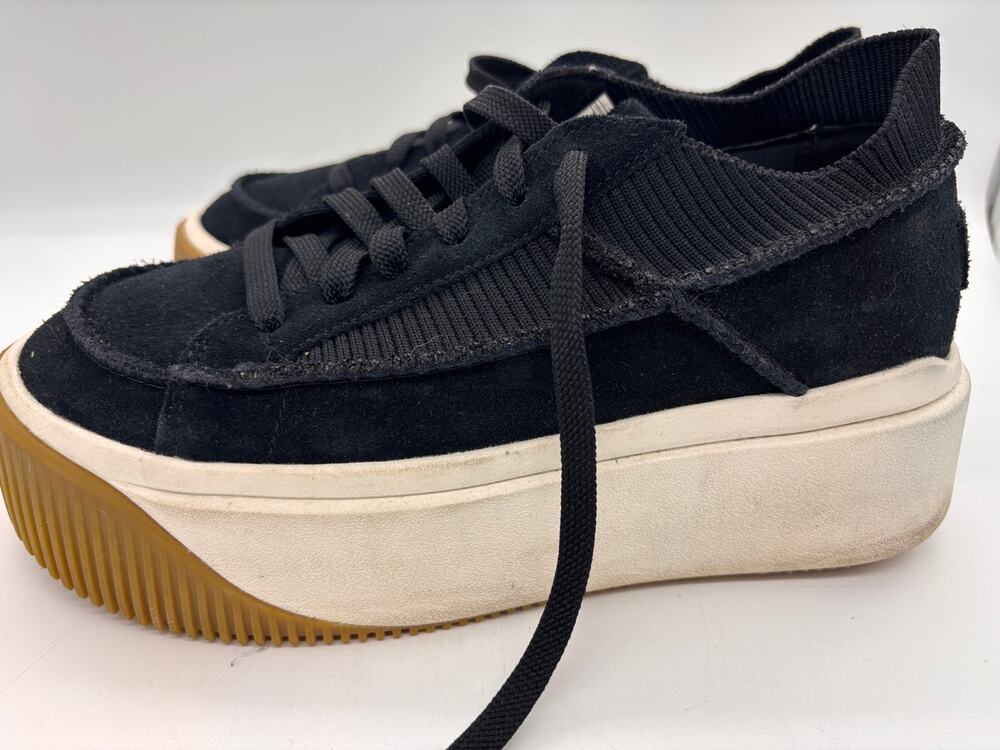 Ugg EZ– DUZZIT black suede platform sneakers emo, grunge, goth baddie